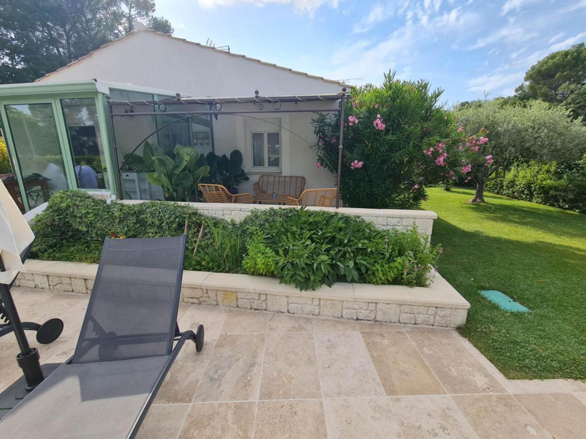 Maison Villa Pierrevert Buitenkant foto